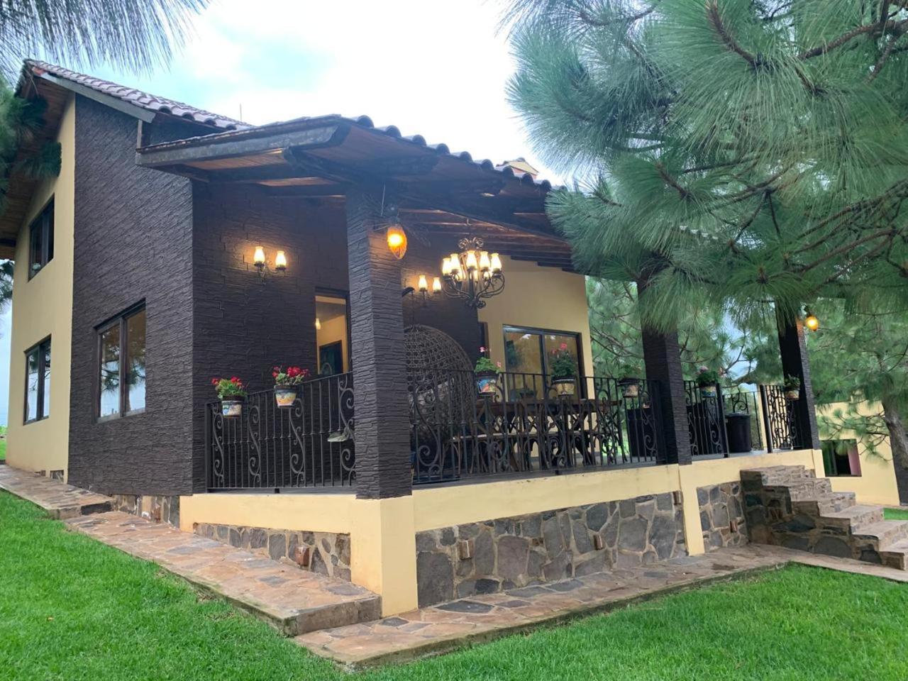 Cabana No.6 Puerta Del Bosque Mazamitla. Exteriér fotografie